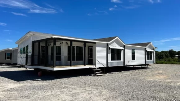 Maison mobile 3 chambres 32×66 ft – 2 salles de bain, qualité premium