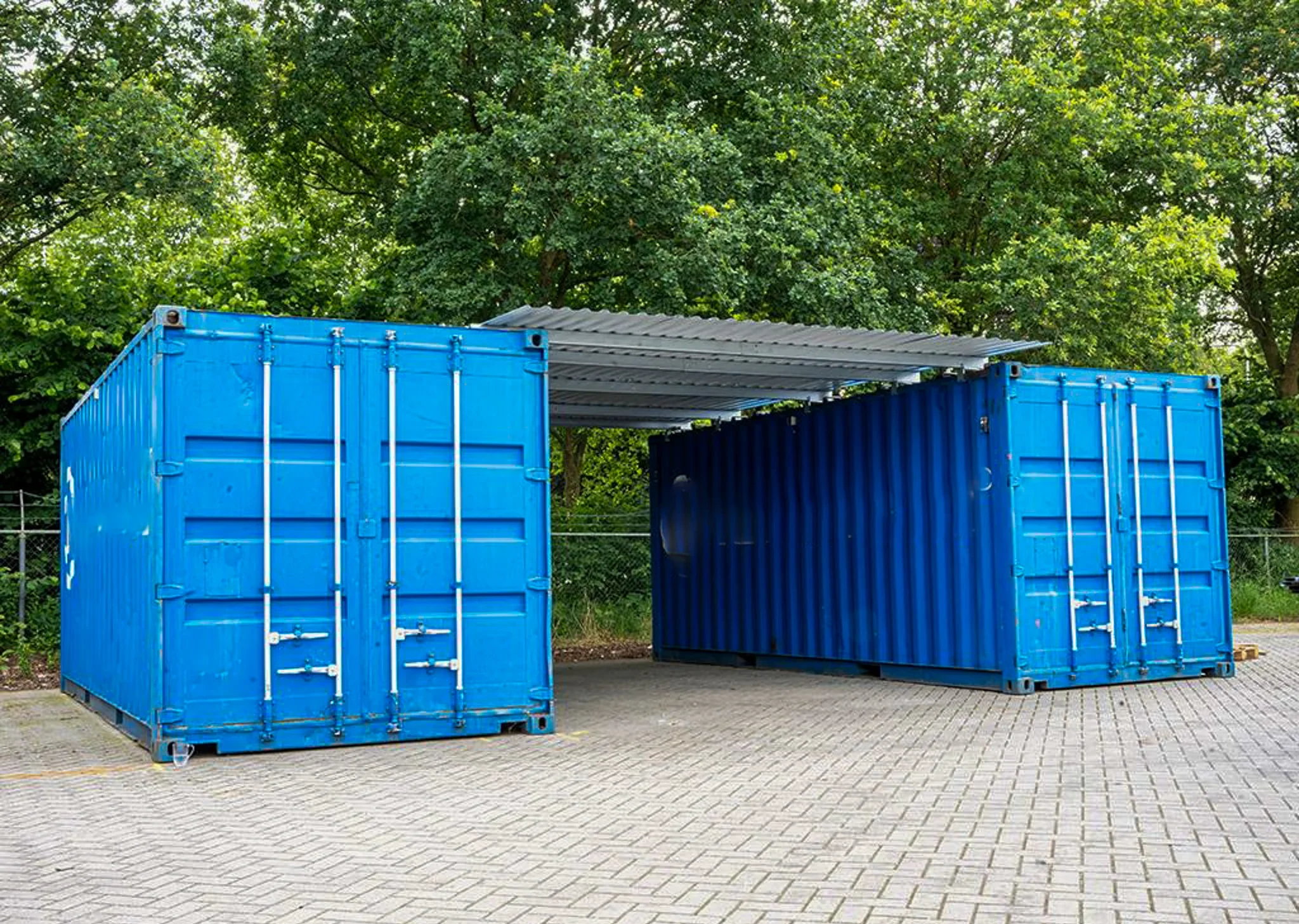 Toiture intermédiaire conteneurs 4×6 m HZ406 – Structure acier