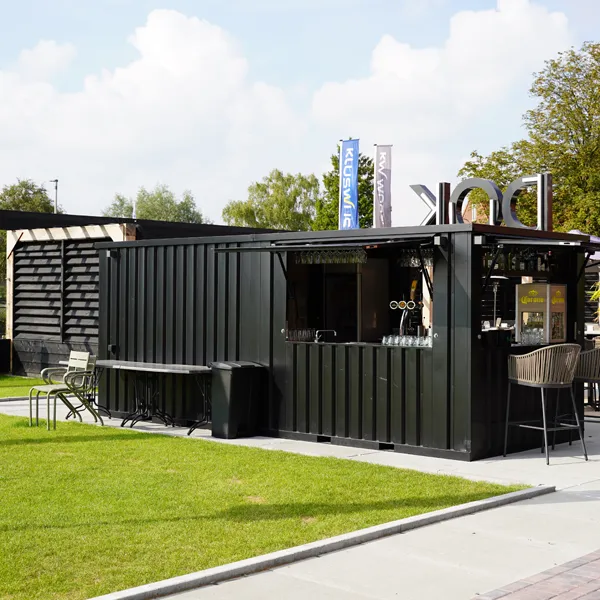 Conteneur bar ou snack aménagé par ISOCUBE